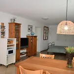 In Mit Terrasse Und Grill By Interhome Beuren (Salem)