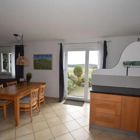 In Mit Terrasse Und Grill By Interhome Apartmán Beuren (Salem)