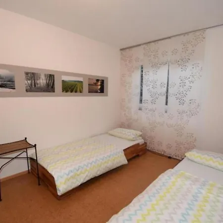 In Mit Terrasse Und Grill By Interhome * Beuren